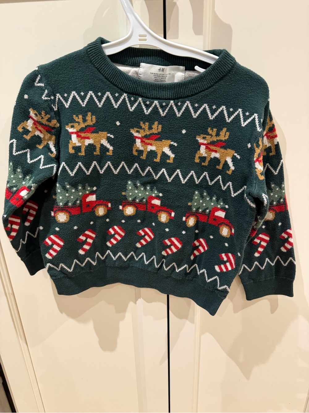H&M 3-4t Green Kids Holiday Sweater with Reindeer and Red Trucks